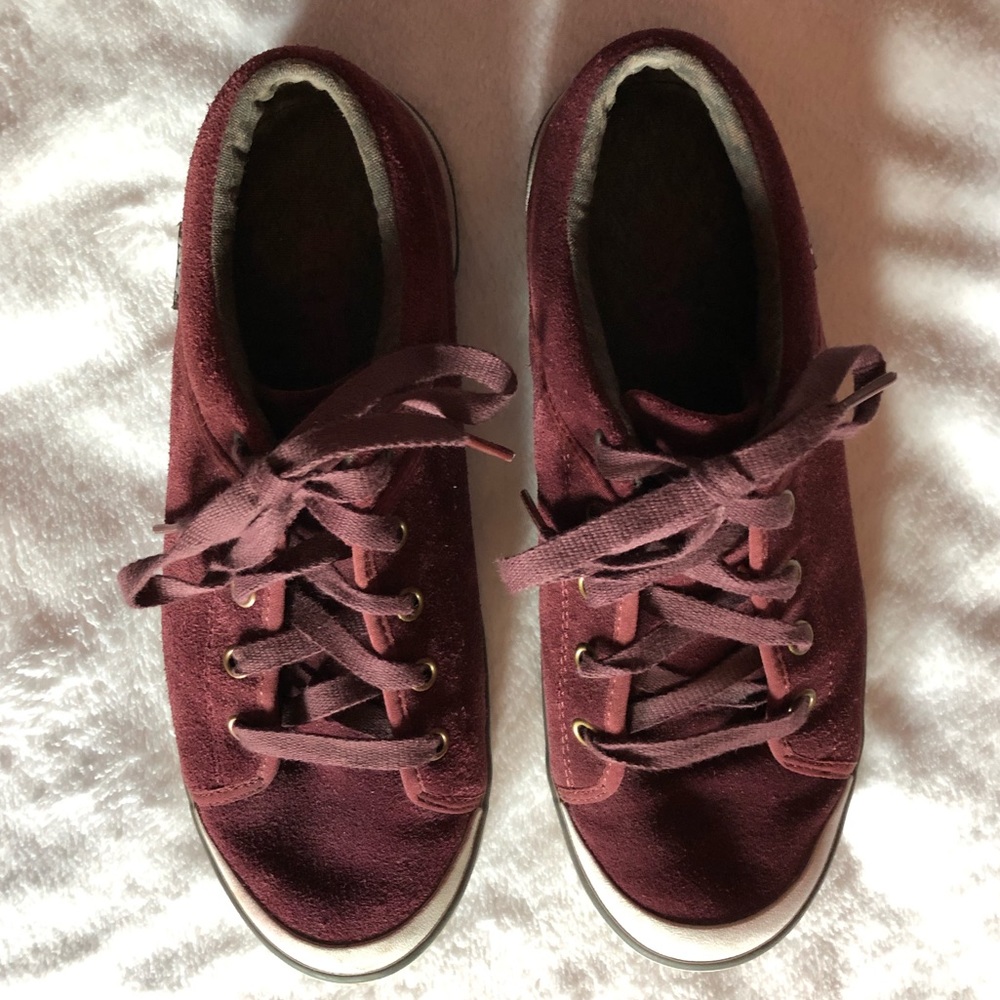 Burgundy Teva Sneakers Size 8